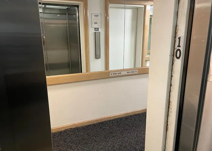 Modern Ocean View Studio - Waikiki Paradise!